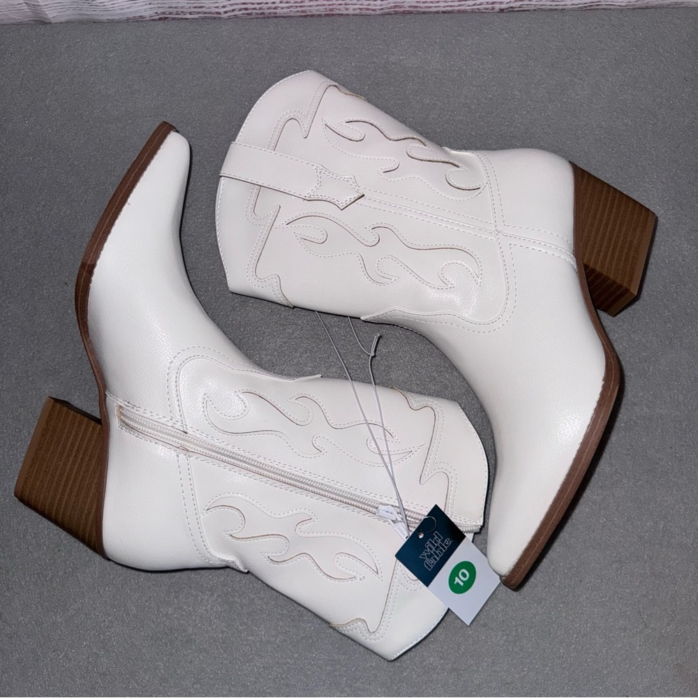 NWT White Daytona Western / Cowboy Point Toe Boot - Picture 6 of 12